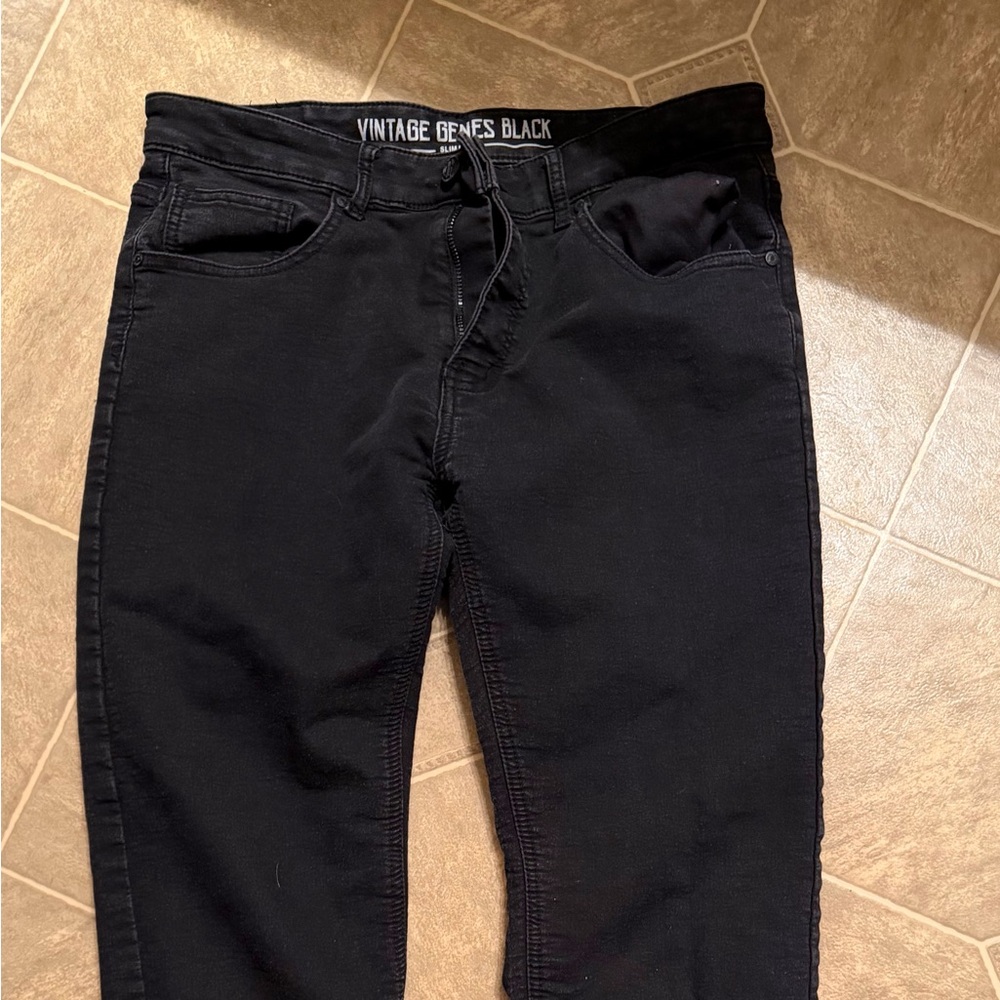 Vintage Genes Black Men’s Skinny Jeans — Black